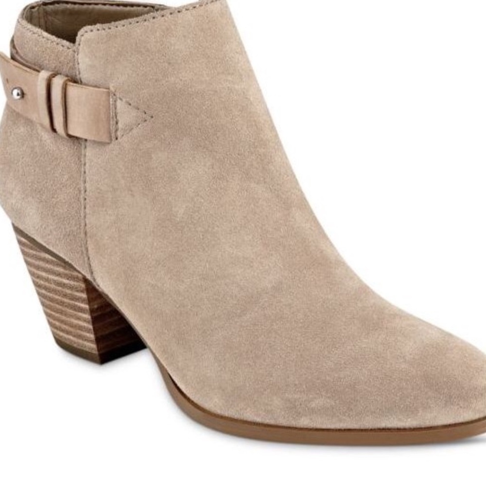 Guess Geora booties